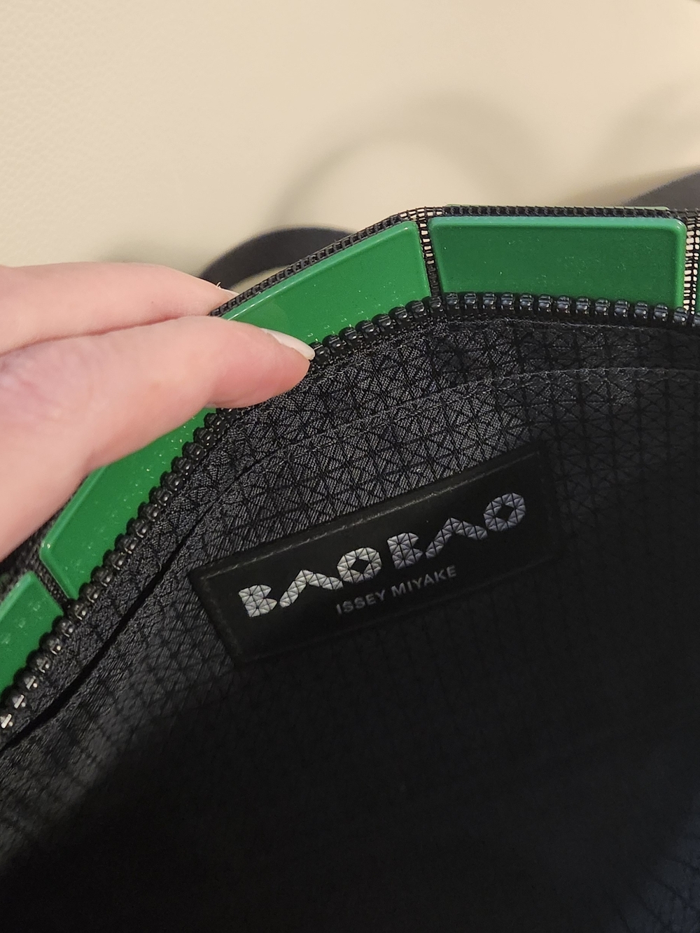 BAO BAO Issey Miyake Green Lucent Crossbody Bag - Picture 5 of 5
